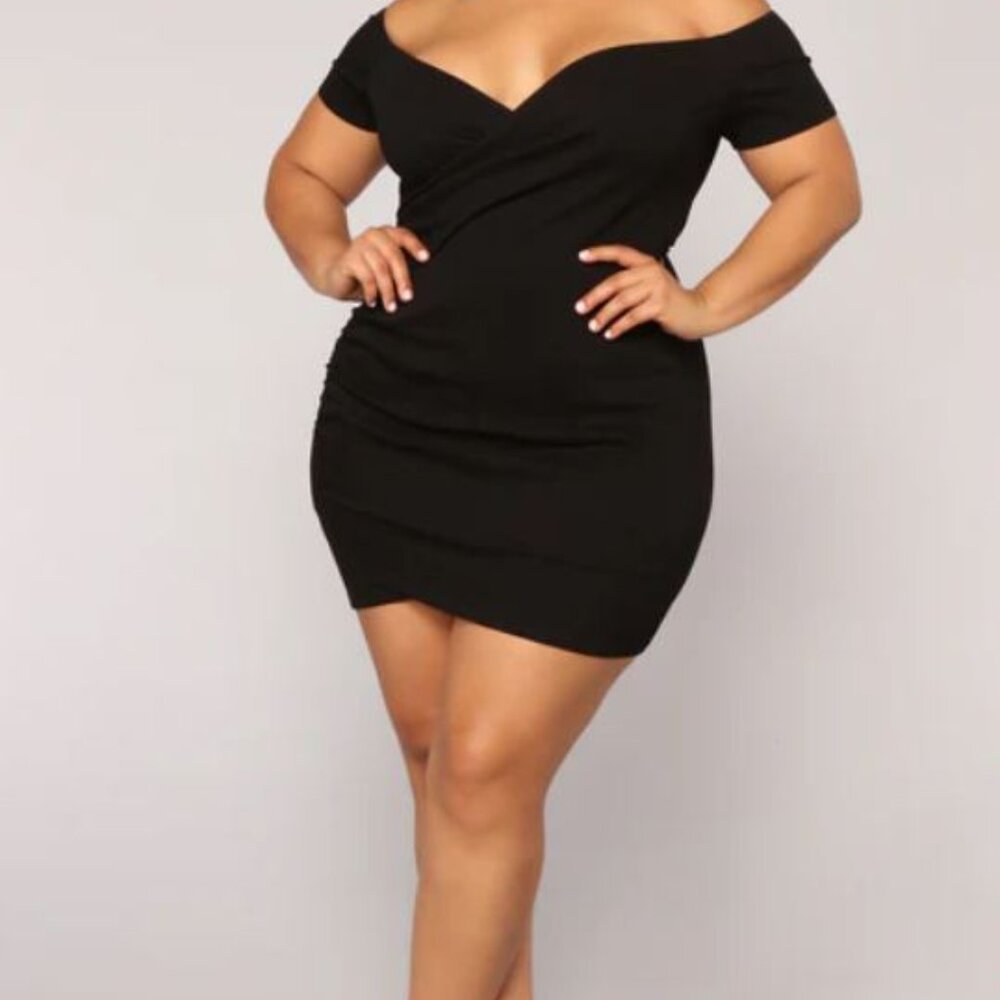 Black FashionNova BodyCon Mini